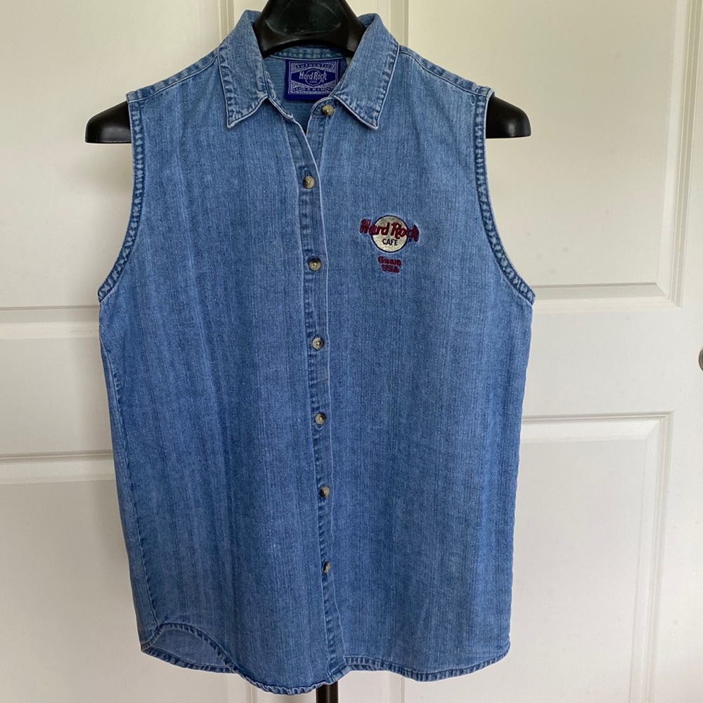 Vintage Guam Hard Rock Cafe Sleeveless Denim Shirt – Women’s Large